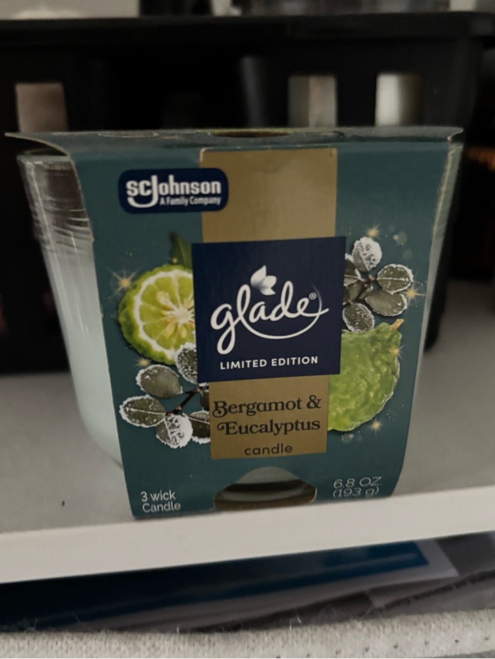 Glade Limited Edition Bergamot & Eucalyptus  - Green